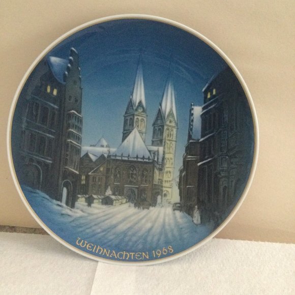 Rosenthal Germany Weihnachten Christmas 1968 Porcelain Collector plate 9" - Picture 2 of 3